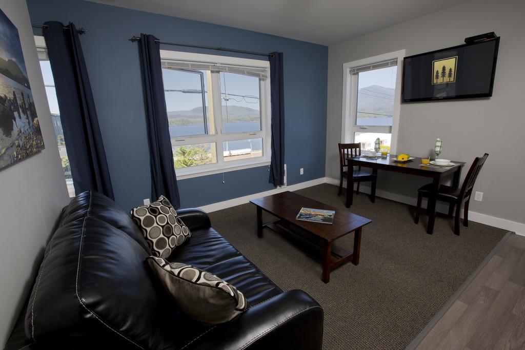 First Avenue Executive Suites Prince Rupert Esterno foto